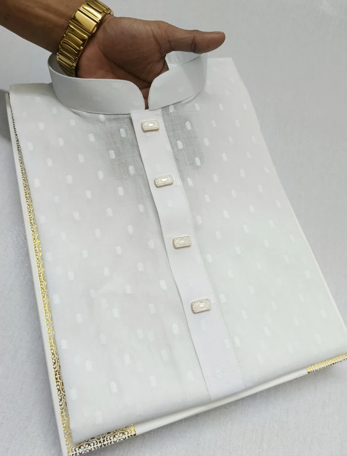 জামদানি সাদা বল ১১১